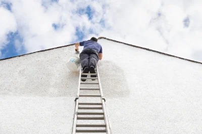 Peinture extérieure à Grézian — façades et ravalement